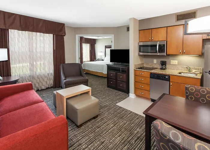 Homewood Suites By Hilton Indianapolis At The Crossing