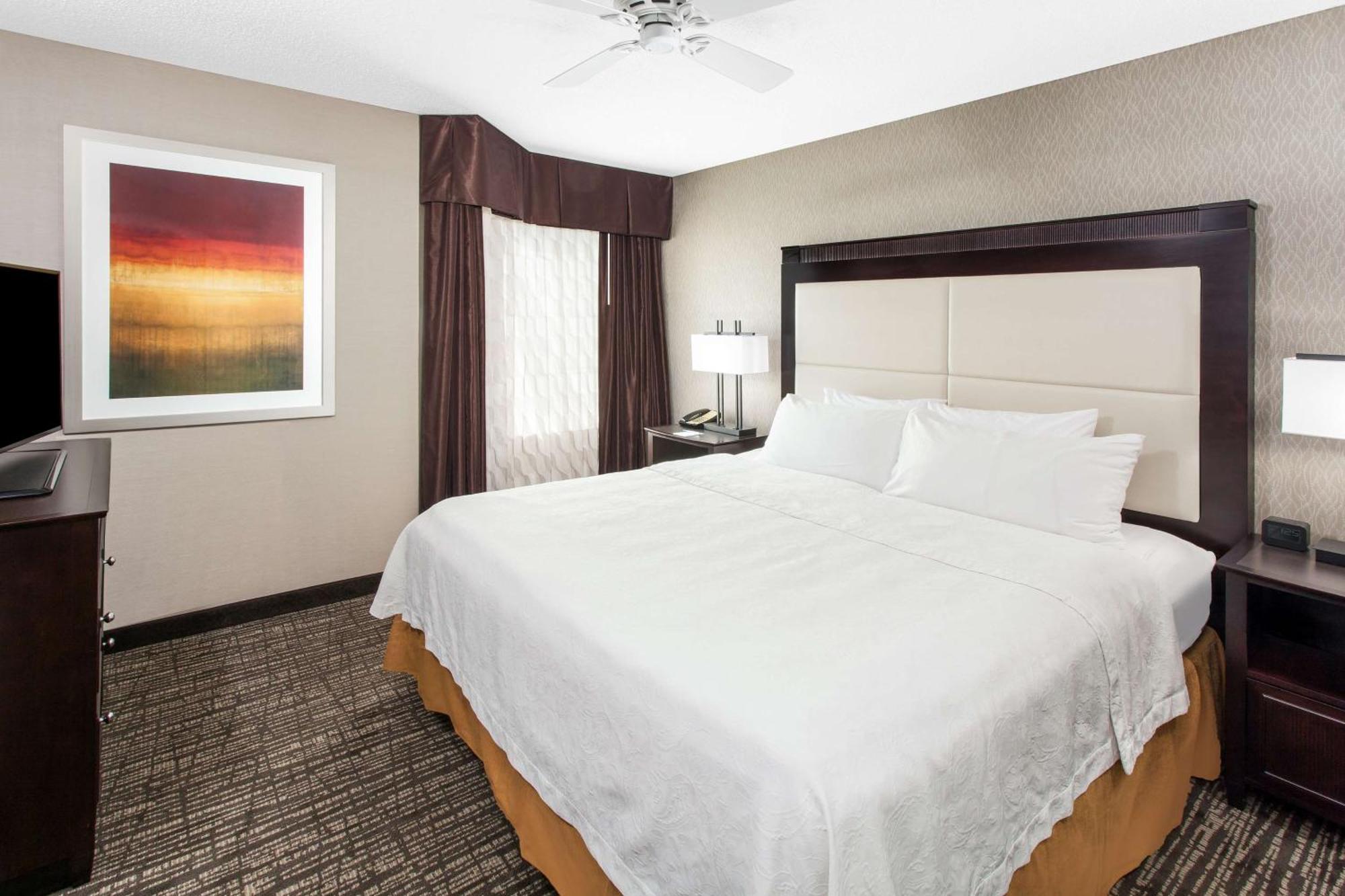 Homewood By Hilton At The Crossing Hotel Indianápolis