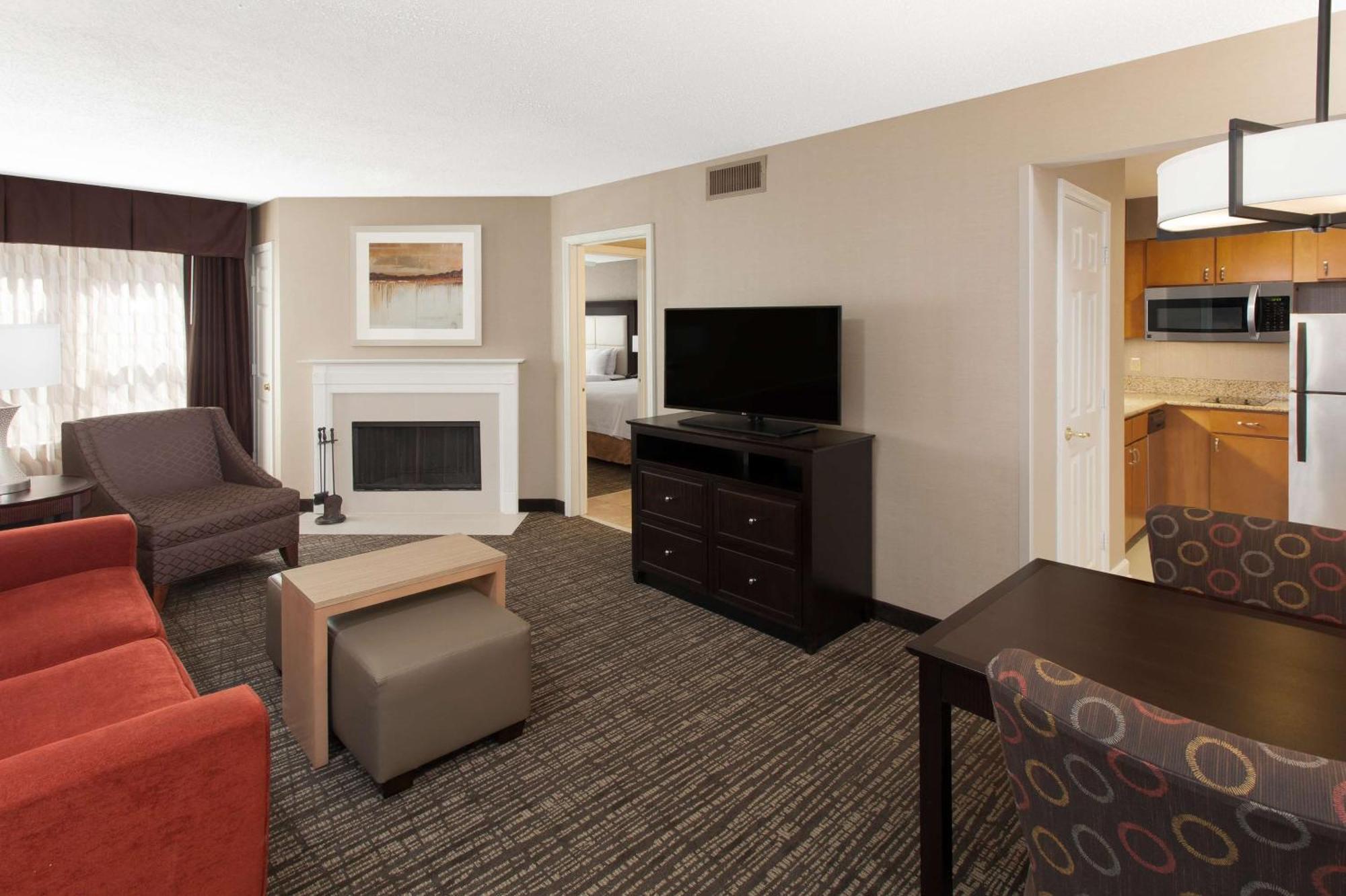Homewood By Hilton At The Crossing Indianápolis
