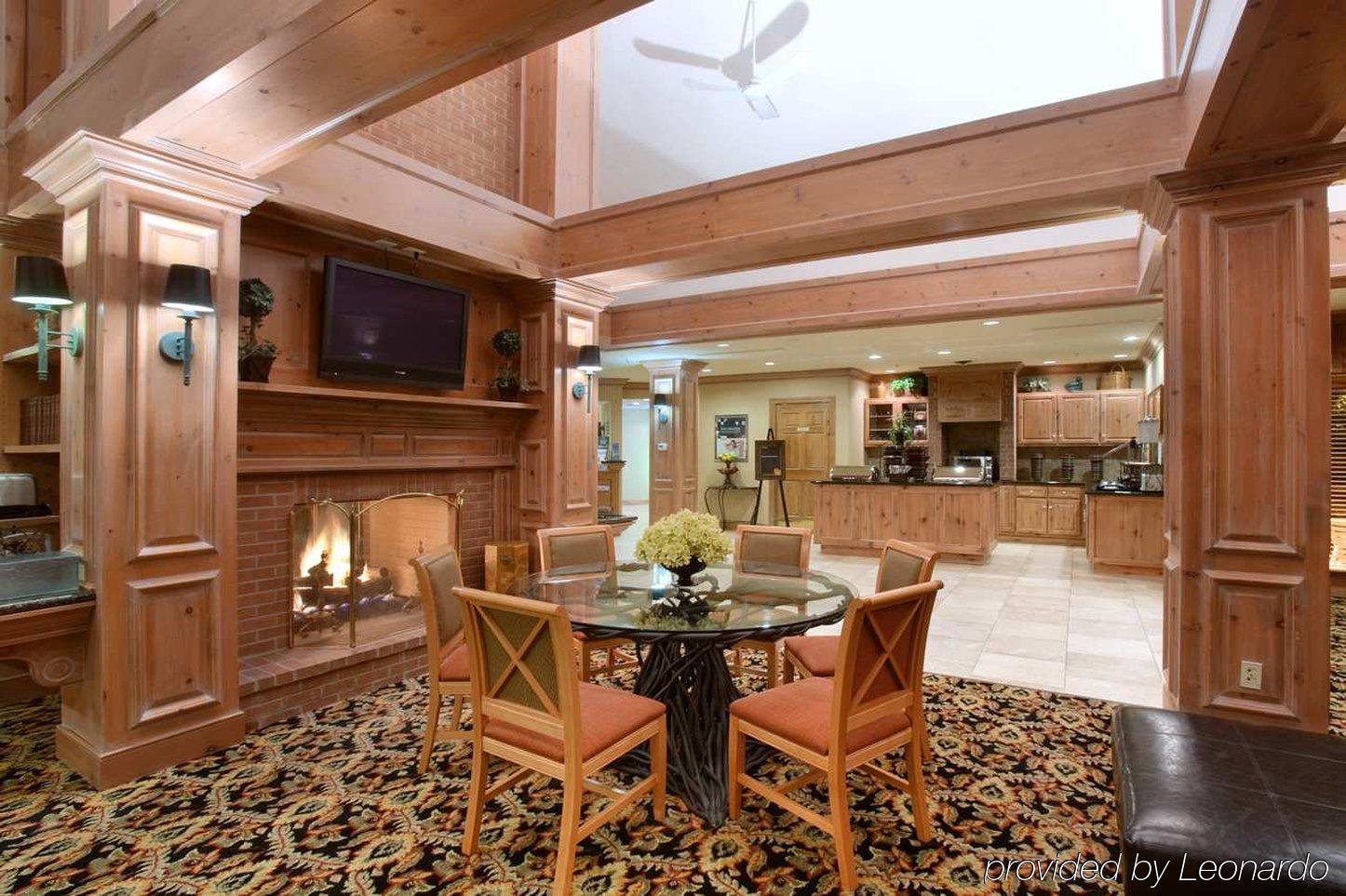 Homewood By Hilton At The Crossing Hotel 3*